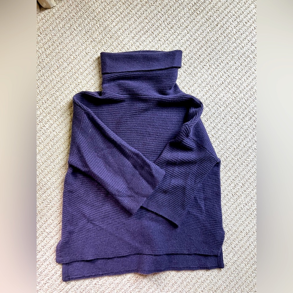 Halogen cashmere / wool blend 70/30 size S